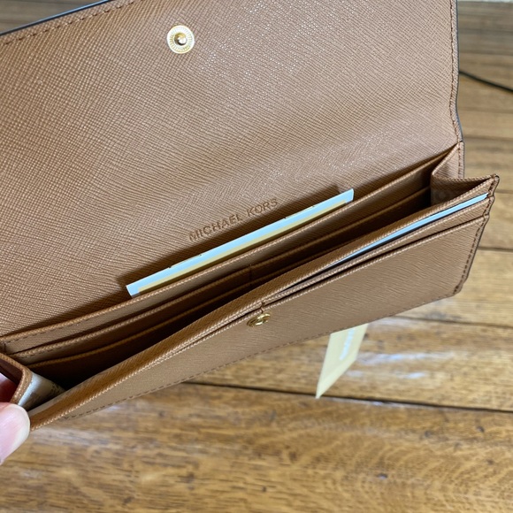 NWT Michael Kors signature jet set slim wallet - Picture 6 of 7